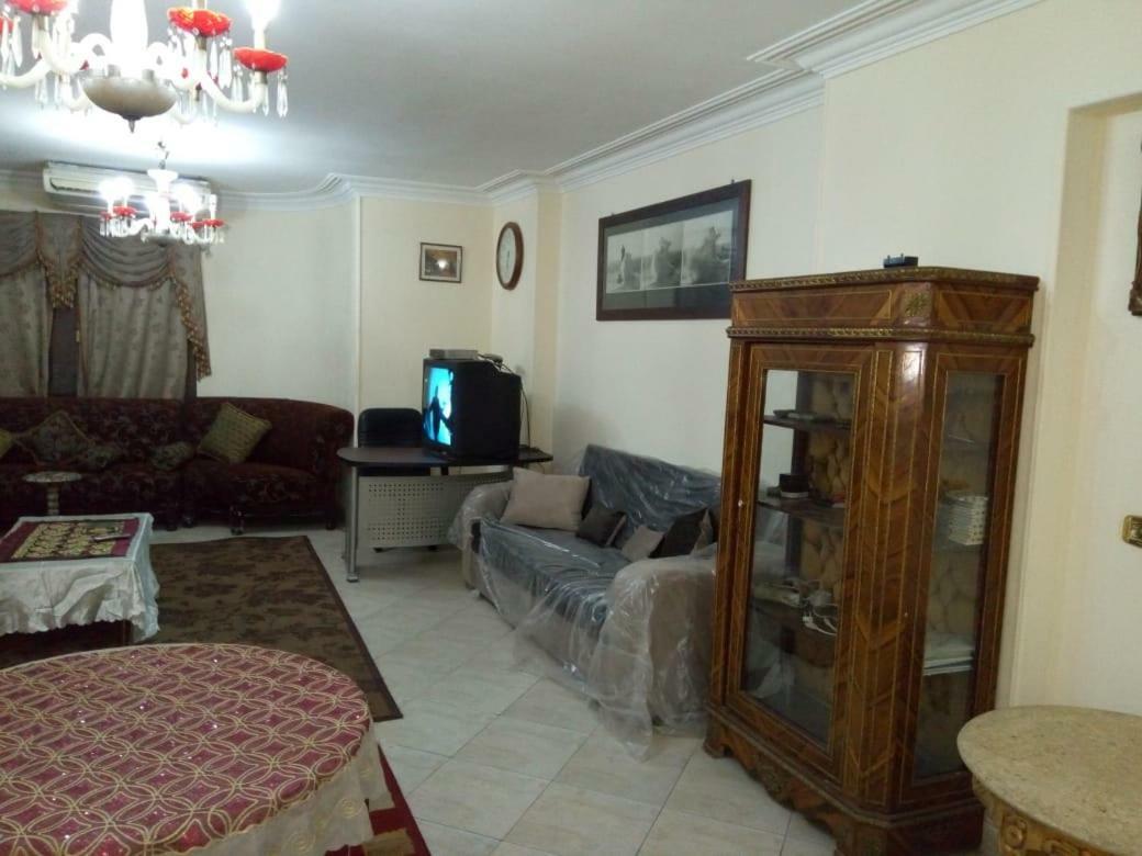 Your Dream Apartment In Agouza "Family Only" القاهرة المظهر الخارجي الصورة