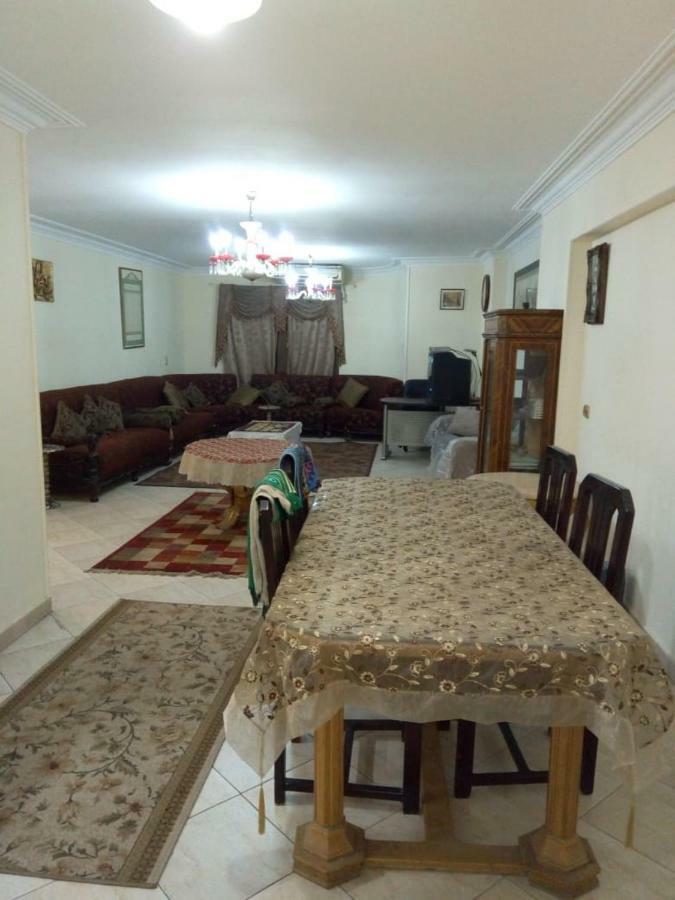 Your Dream Apartment In Agouza "Family Only" القاهرة المظهر الخارجي الصورة