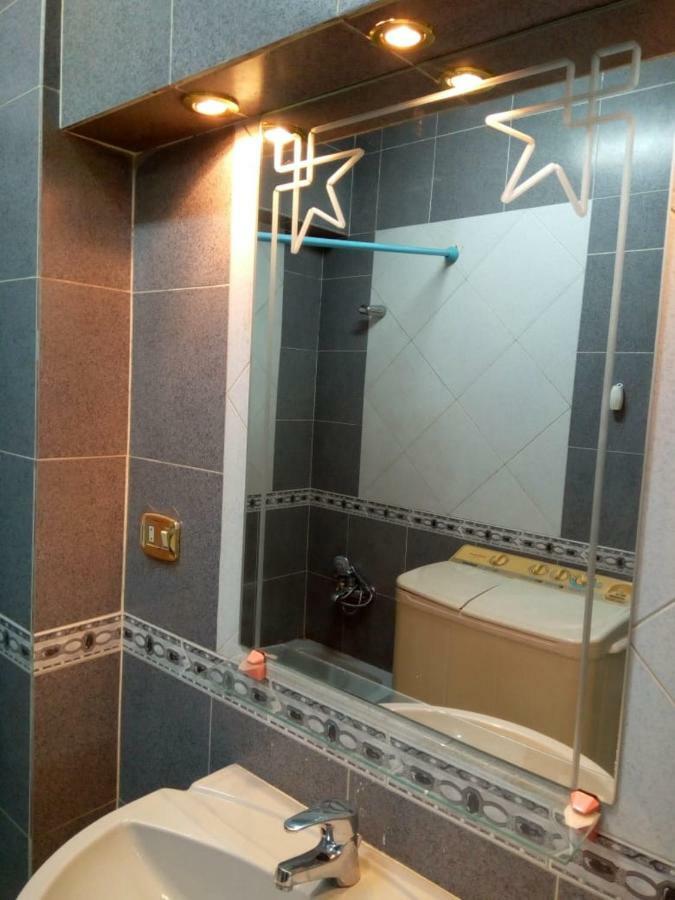 Your Dream Apartment In Agouza "Family Only" القاهرة المظهر الخارجي الصورة